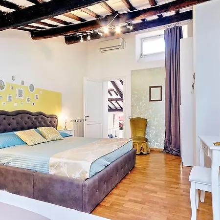 Apartment Fortune Temple